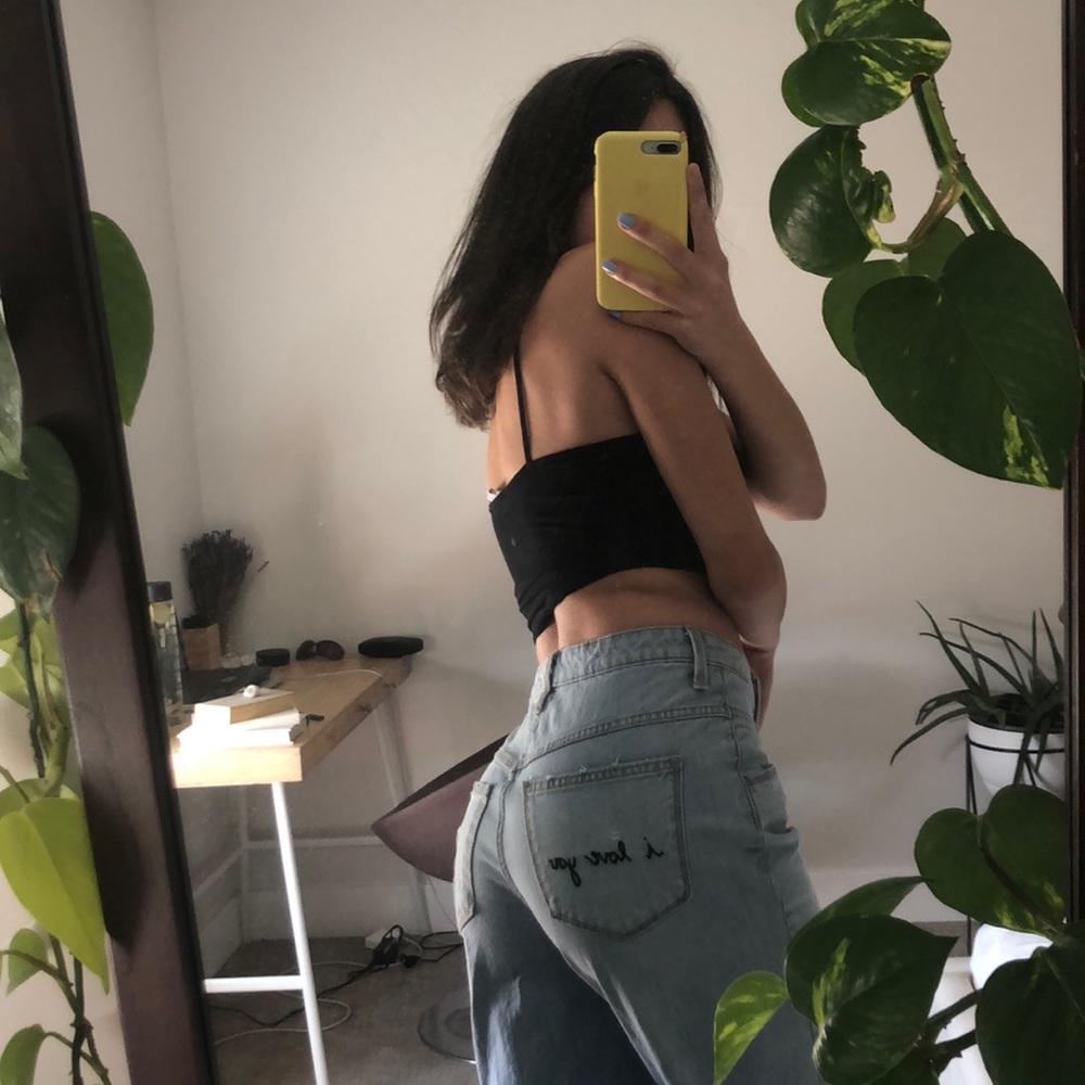 Custom embroidered jeans - Picture 2 of 7